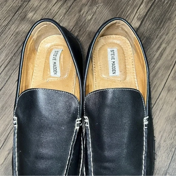 STEVE MADDEN Size 10.5 Novo Black Leather Driving Slip On Loafers Moc Toe - Picture 4 of 12